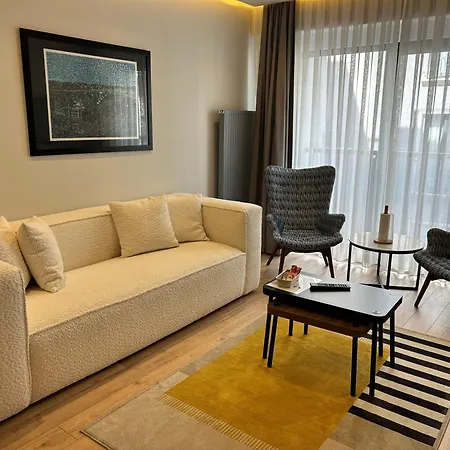 Hay Rezidans Hotel *