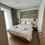 Hay Rezidans Hotel *